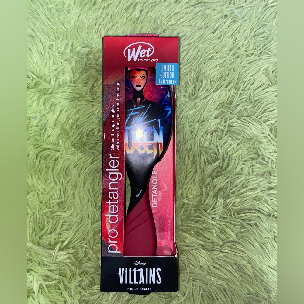 Wet Brush Pro Limited Edition Disney Evil Queen
